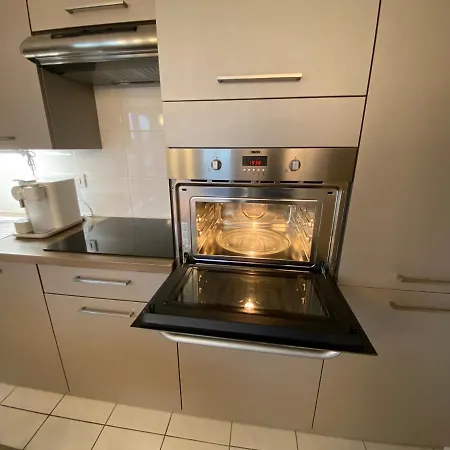 Met Priveparking Apartmán